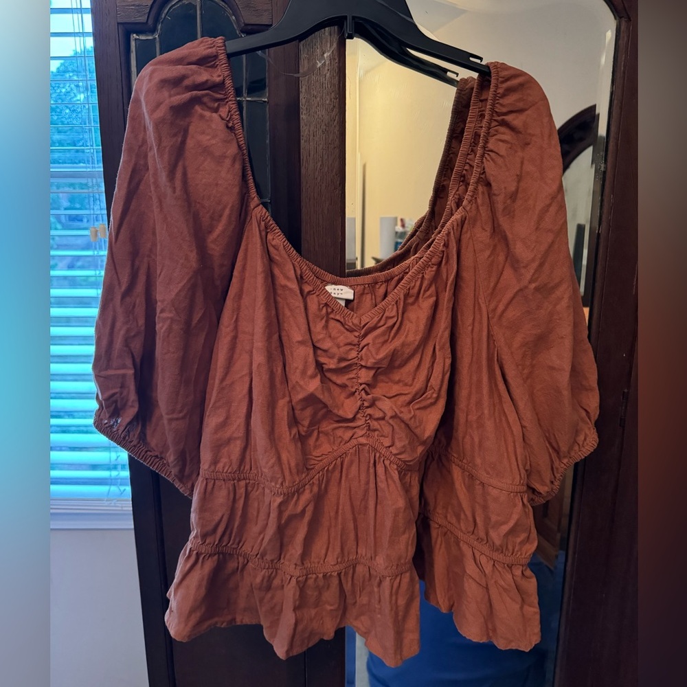 Women’s plus size crop top
